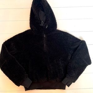 Lululemon black oversized Sherpa half zip hoodie- size 4